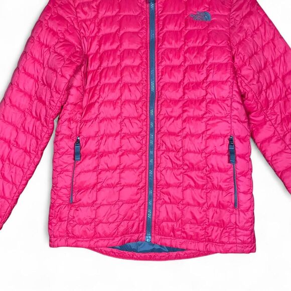 The North Face Red Quilted Full-Zip Jacket - Picture 5 of 8